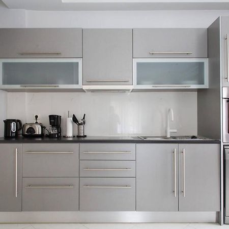 Glyfada Riviera Home Атина Екстериор снимка