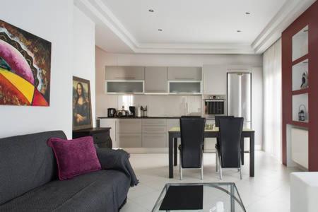 Glyfada Riviera Home Атина Екстериор снимка
