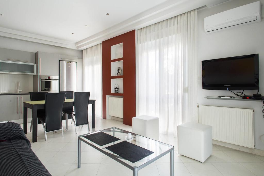 Glyfada Riviera Home Атина Екстериор снимка