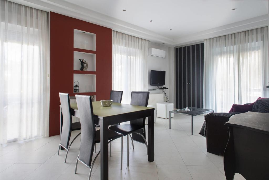Glyfada Riviera Home Атина Екстериор снимка