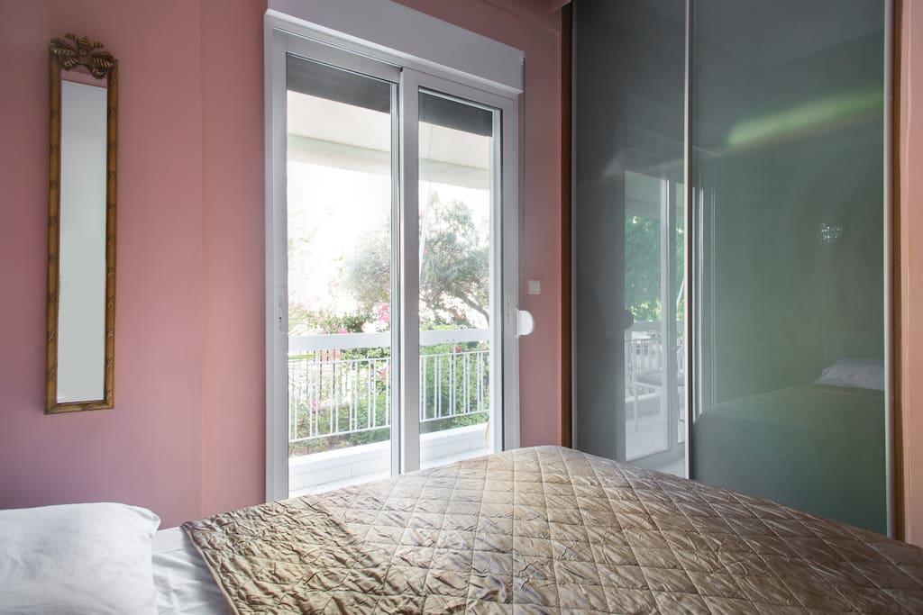 Glyfada Riviera Home Атина Екстериор снимка